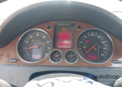 2008 Volkswagen Passat Lux from USA, damaged, VIN WVWEK93C08E124682